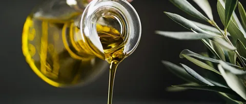 تصویر 2 از روغن زیتون کریستال تازه برداشت شده از باغات ممتاز